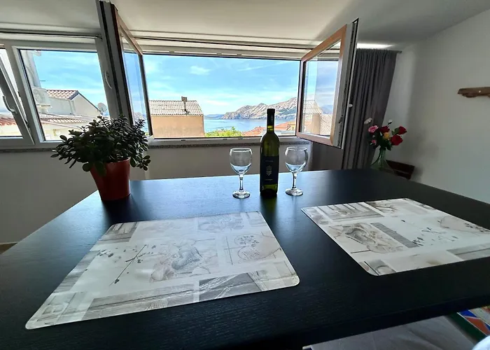 Lejlighed Neven With Sea View