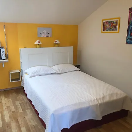 Studio Neven With Sea View Baška