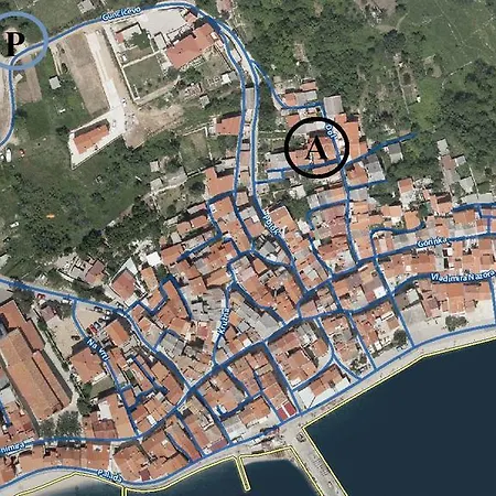 Neven With Sea View Apartment *