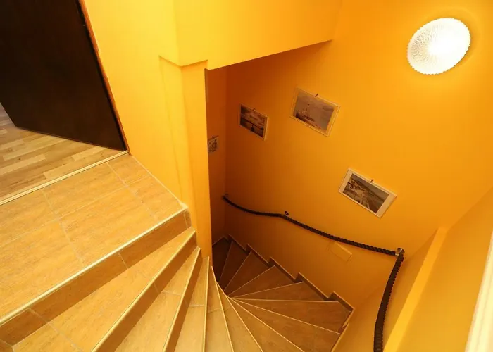 Neven With Sea View 아파트